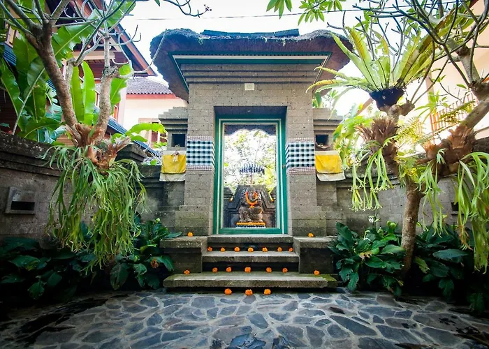 Flamboyant Villa Ubud